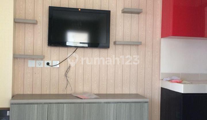ruang keluarga dijual apartemen b residence studio