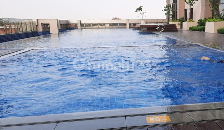 kolam renang dijual studio full furnishedapartemen sakura