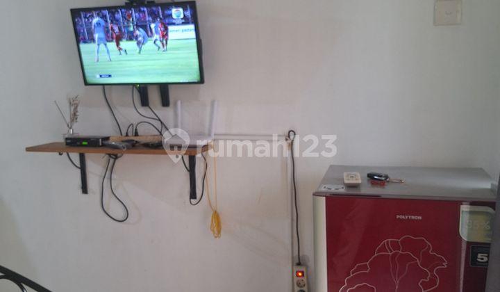 ruang keluarga apartemen studio siap pakai, view