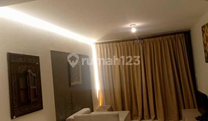 ruang tamu dijual apartemen taman rasuna 2