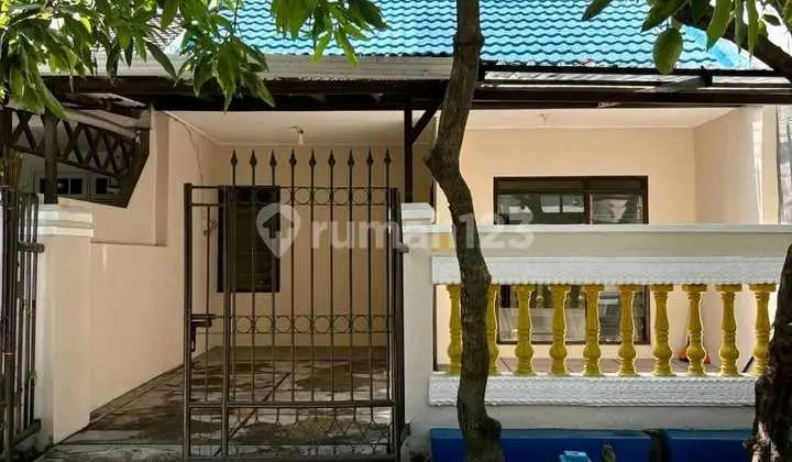 tampak depan rumah deltasari indah e 351