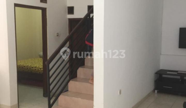foto lainnya rumah furnish 2 lantai dalam