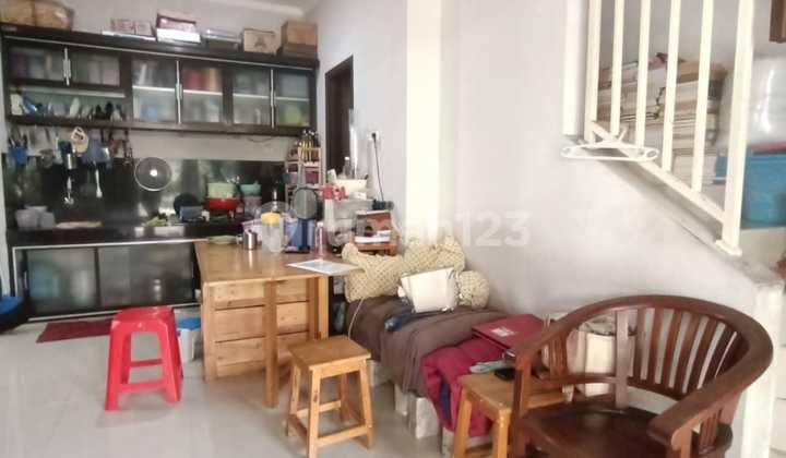 ruang keluarga rumah bagus di cluster fortune