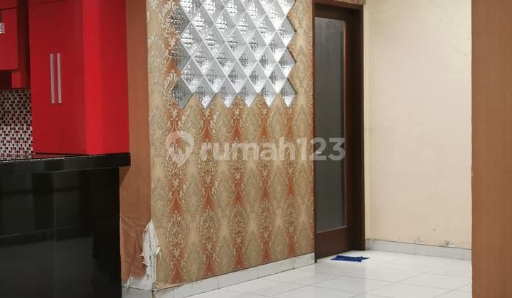 ruang keluarga dijual rumah shm 2 lt