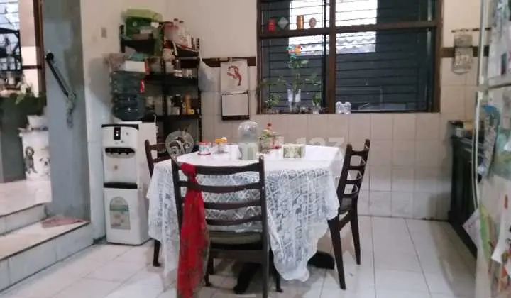 ruang makan rumah murah siap huni nego