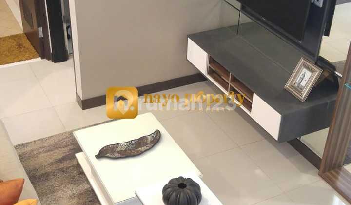 ruang keluarga rumah bagus tanah luas dalam