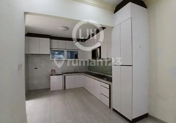 foto lainnya dijual rumah di baloi mas