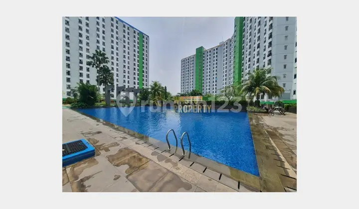 tampak depan apartemen studio harga nego di