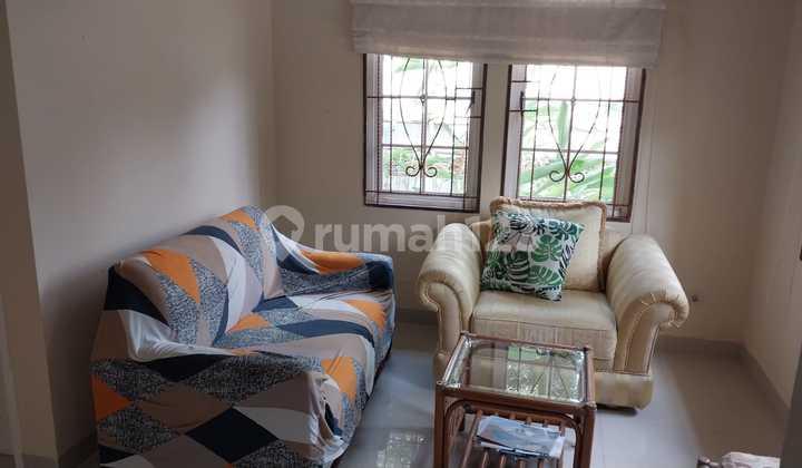 ruang tamu di jual rumah posisi hook