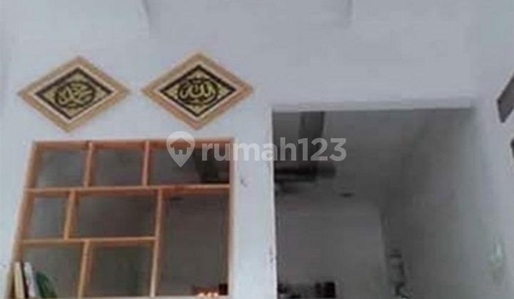 ruang keluarga rumah nyaman dekat kawan industri