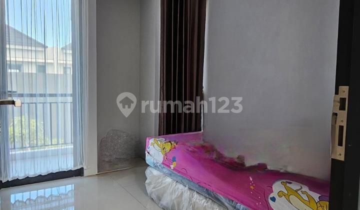 kamar tidur redwood residence pondok candra