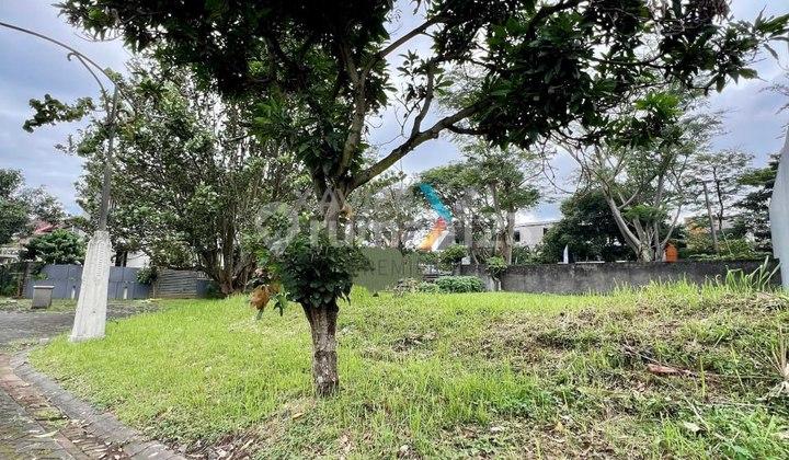 tampak depan tanah kavling hook di nieuw