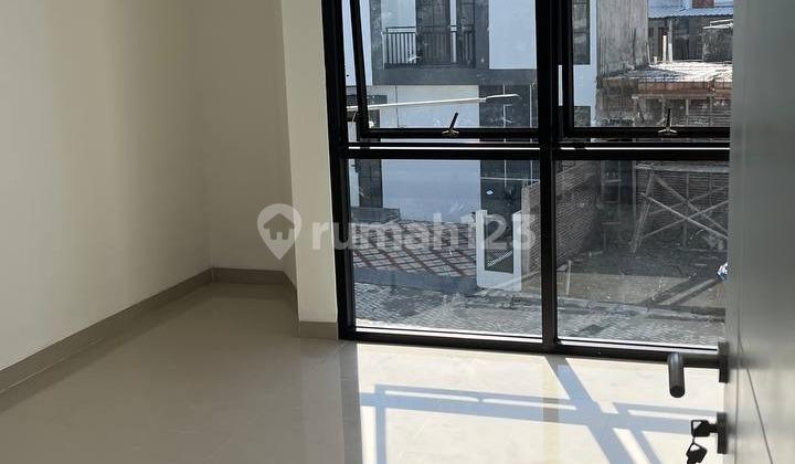 kamar tidur hunian modern dengan lokasi strategis