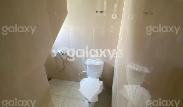 foto lainnya rumah baru 2 lantai di