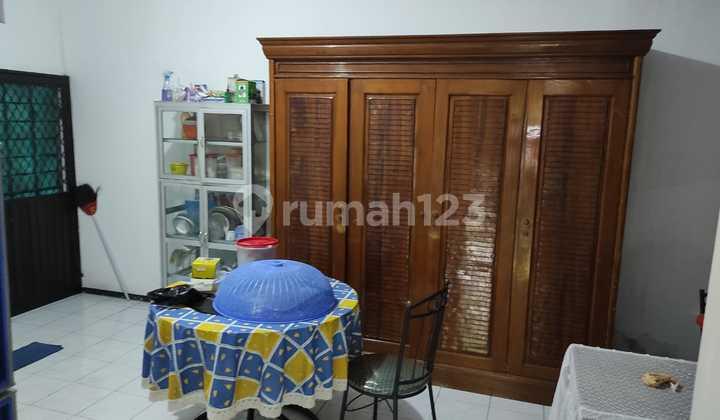 ruang makan rumah bagus 1 lantai posisi