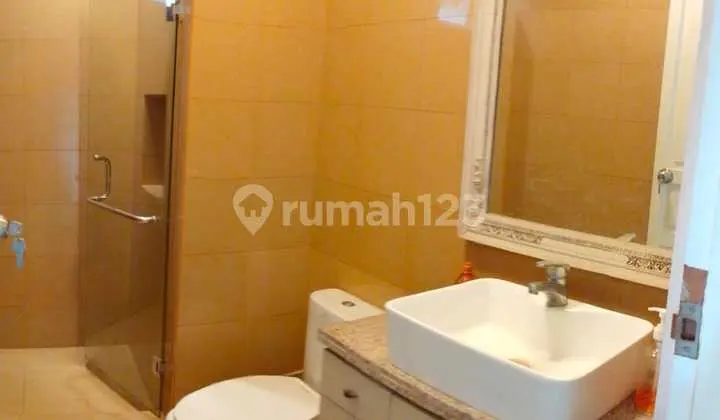 kamar mandi rumah bagus & luas di