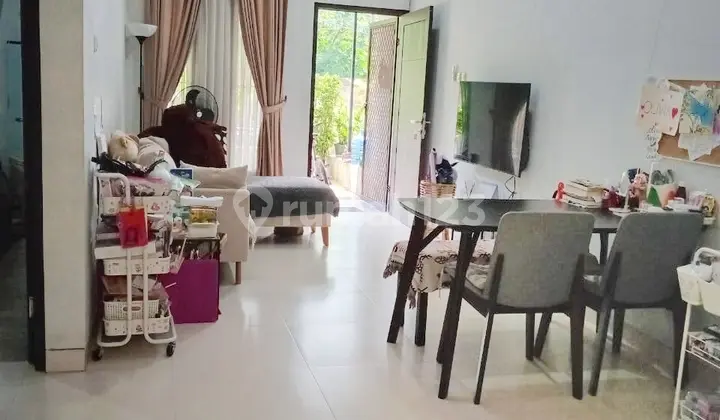 ruang makan rumah 1 lantai bagus lt.