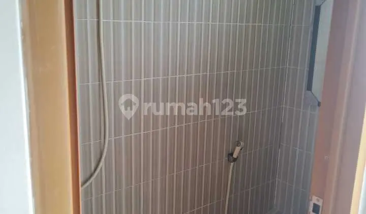 kamar mandi dijual harga terbaik lantai rendah