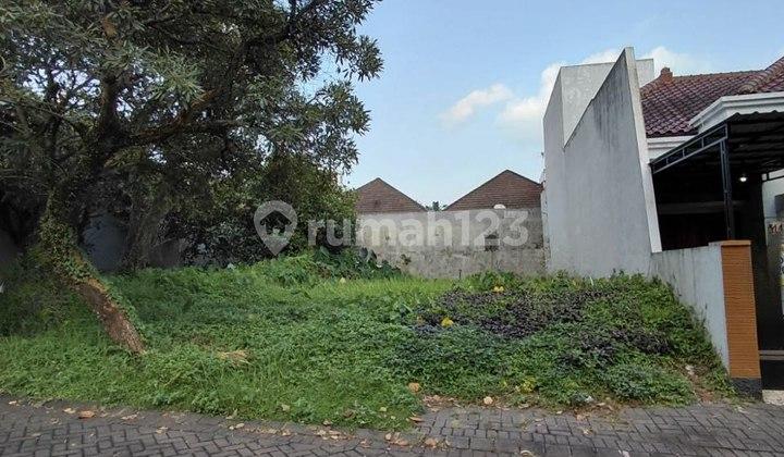 tampak depan tanah kavling siap bangun di