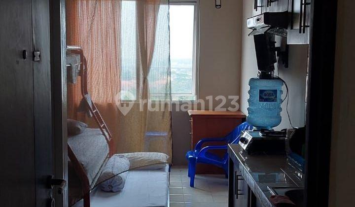 ruang tamu dijual furnished apartemen the edge
