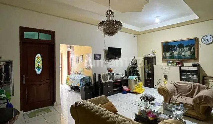 ruang tamu jual ruko 2 lantai full