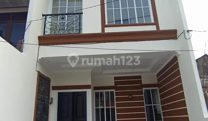 tampak depan mewah murah siap huni bebas