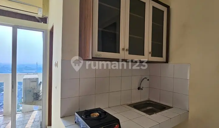 dapur apartemen rapi furnished cibubur village