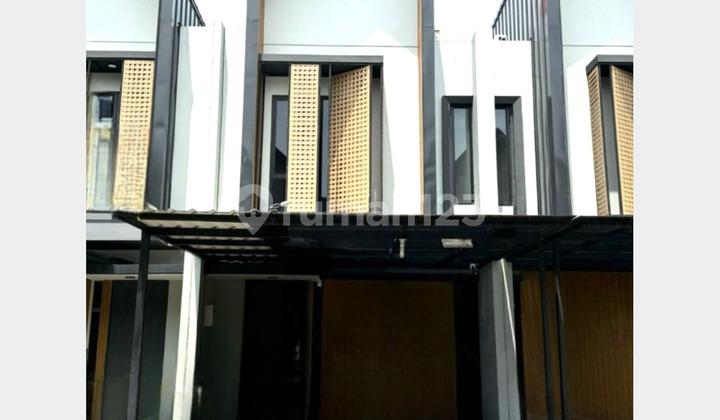 tampak depan rumah 2lt type attic 5x15