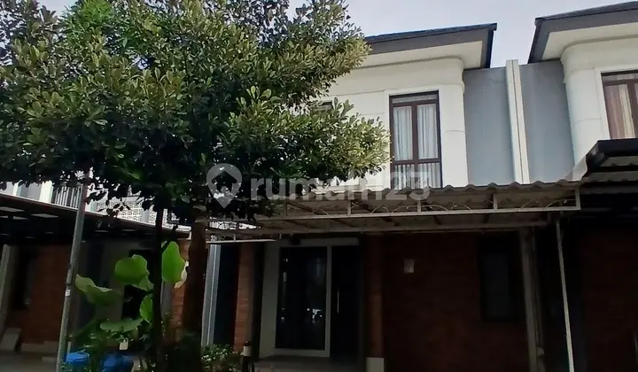 tampak depan rumah bsd city furnish lega