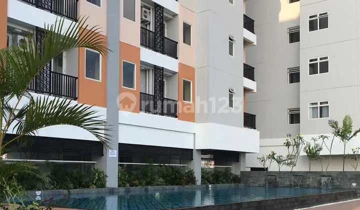 kolam renang jual apartemen studio student castle
