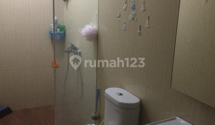 kamar mandi rumah modern komplek patio verde