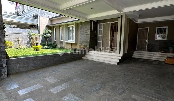 garasi/carport rumah modern di nusa indah