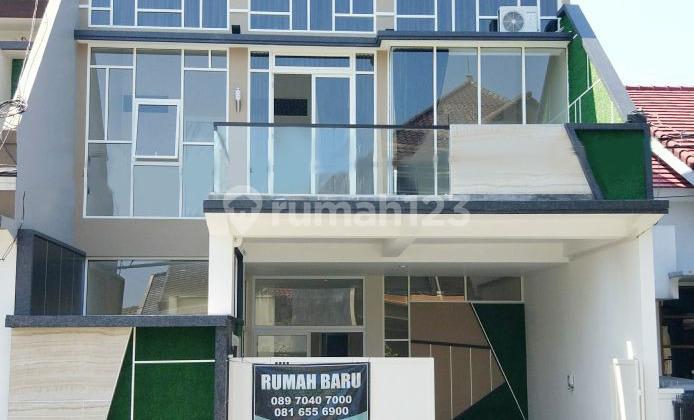 tampak depan rumah baru malang kota araya