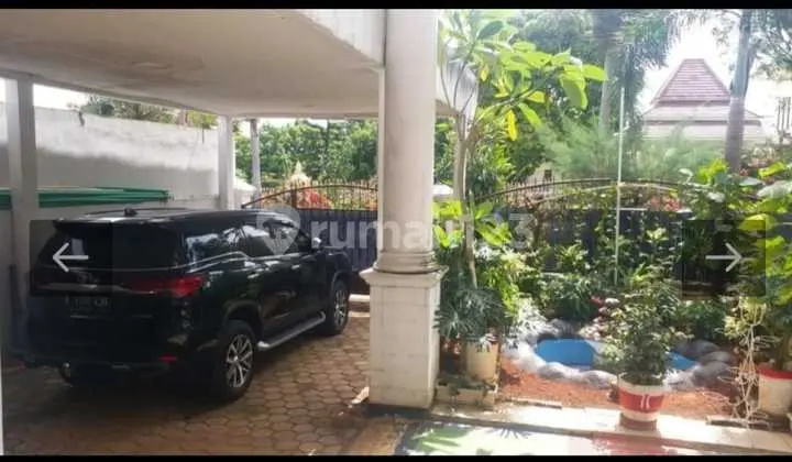 foto lainnya dijual rumah 2 lantai perumahan