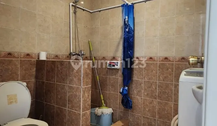 kamar mandi disewakan apartemen puri garden 2br