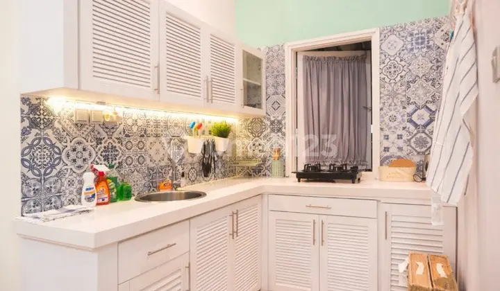 dapur villa grand trawas mojokerto hadap