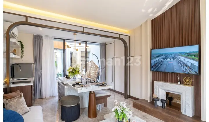 ruang tamu rumah 3 lantai di atang