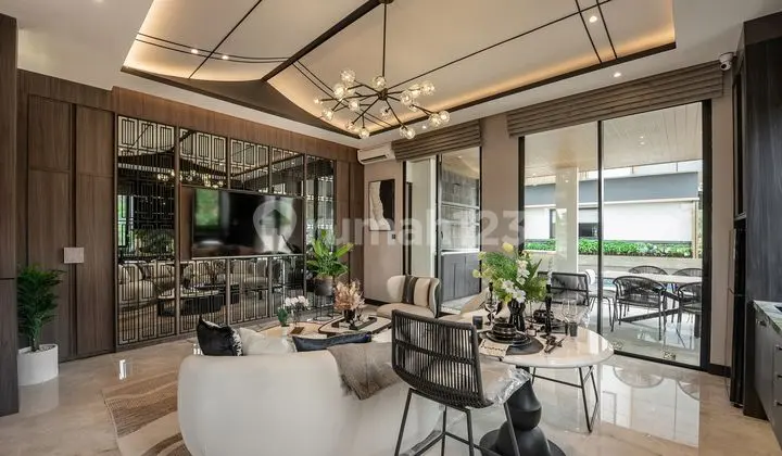 ruang tamu rumah baru 3 lantai di