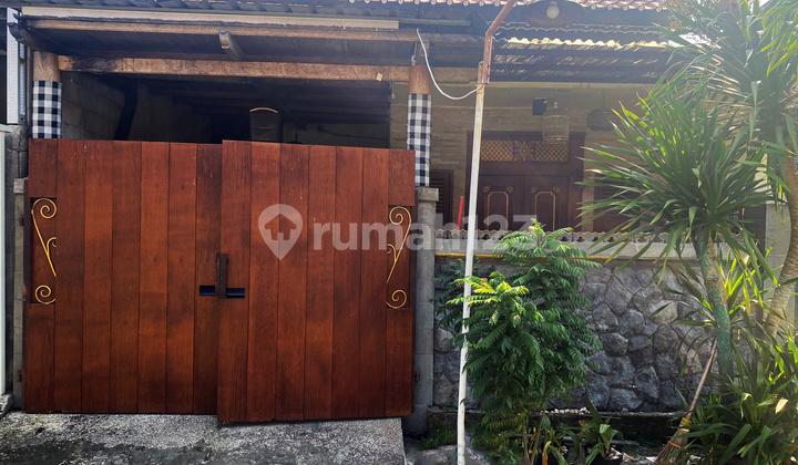 tampak depan rumah bagus di jaya regency,