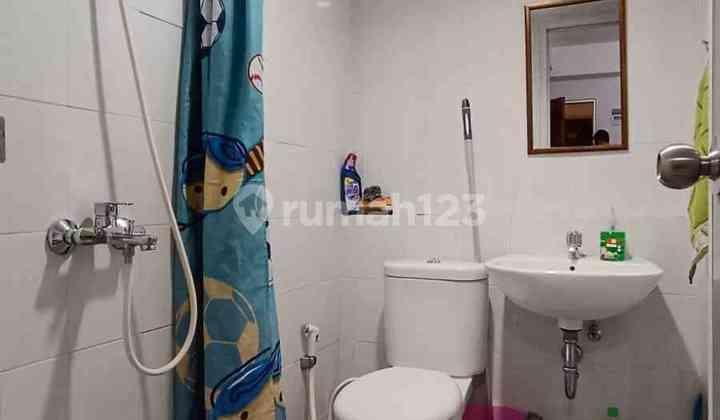 kamar mandi apartemen gunawangsa merr tower a