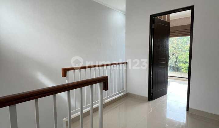 foto lainnya rumah 2 lantai di sawangan