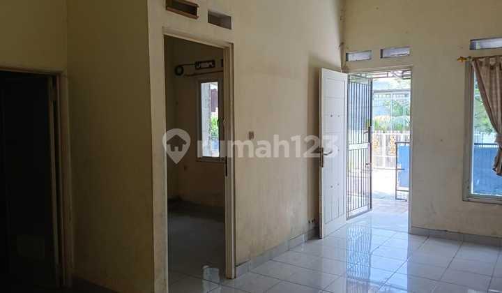 ruang tamu rumah murah di pinang griya