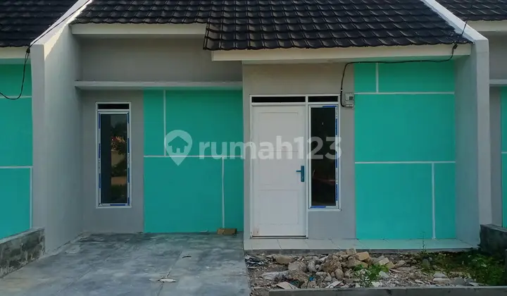 tampak depan rumah bersubsidi tanpa bi cheking