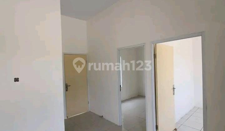 ruang keluarga rumah subsidi bekasi arafah village