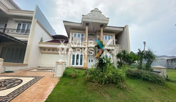 tampak depan rumah villa bukit regency 2