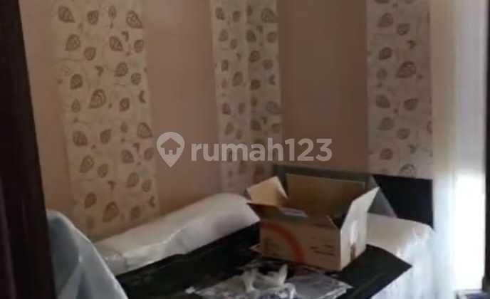 kamar tidur rumah 2 lantai bagus di