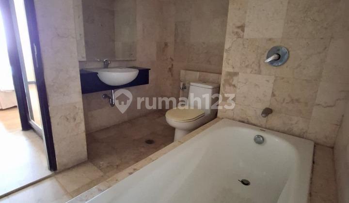 kamar mandi apartemen braga city walk 2