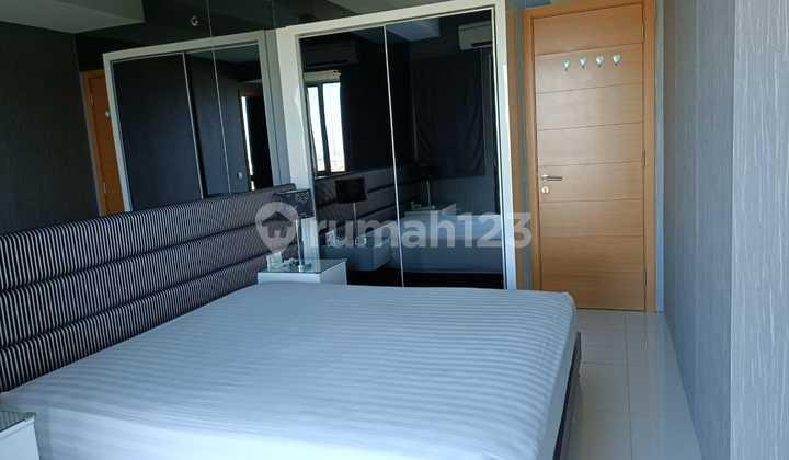 kamar tidur 1833. apartemen aryaduta cito surabaya