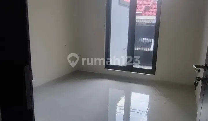 kamar tidur jual rumah siap huni nginden