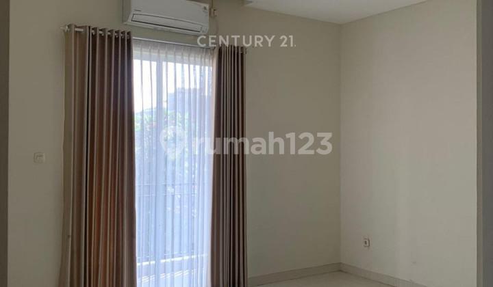 foto lainnya rumah area strategis di golf